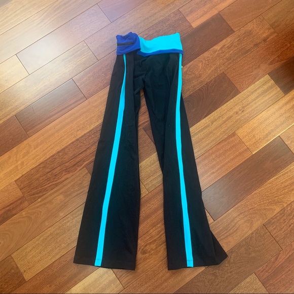 Ph8 (Bebe Sport) Fold over Pants in Small - Picture 14 of 16